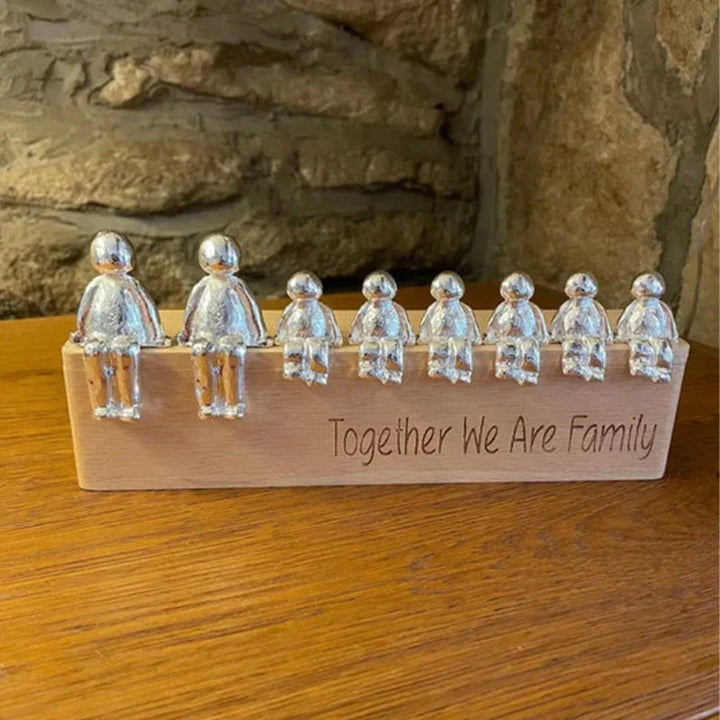 BowLift | Timeless Family Sculpture