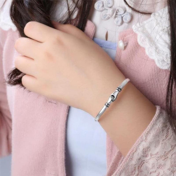 BowLift | Friendship Handshake Bracelet