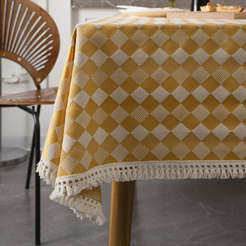 BowLift | Heritage Checkered Tablecloth