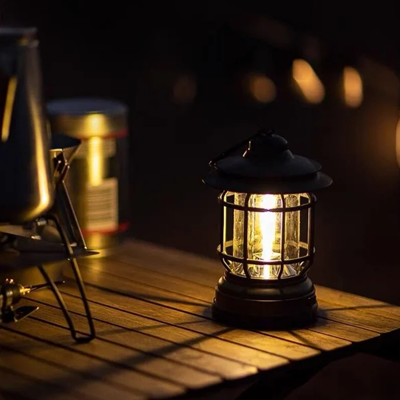Portable multifunctional outdoor camping lamp | Bowlift