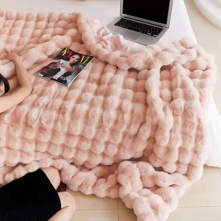 Double-layered rabbit fleece wool blanket, Polyester