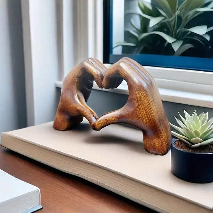 BowLift | Heart Statue