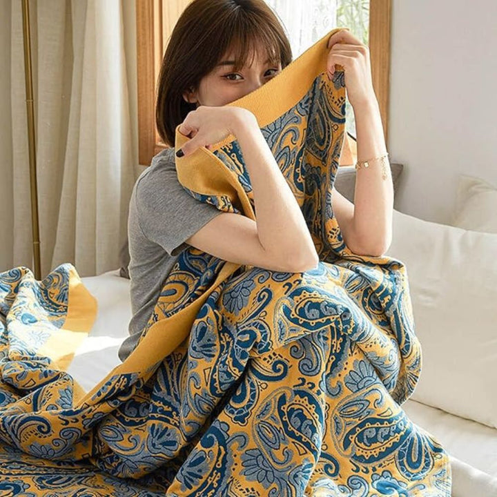 BowLift | Azure Golden Retro Cotton Blanket