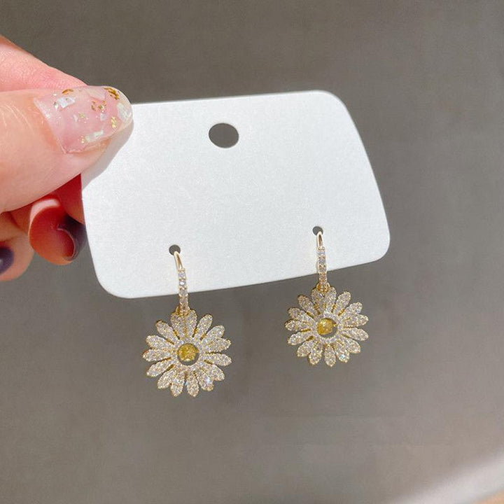BowLift | Vintage Flower Pendant Earrings