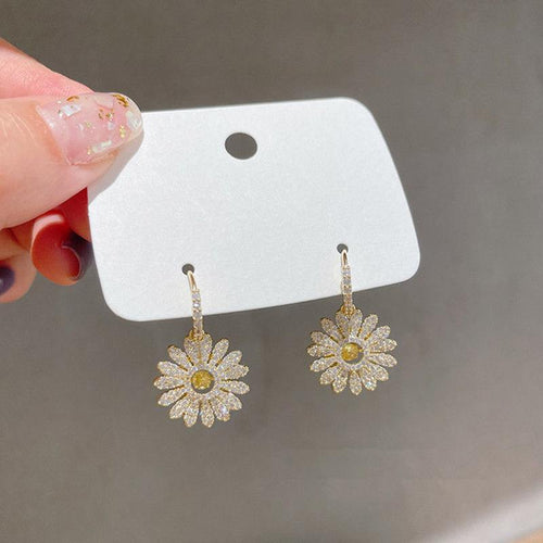 BowLift | Vintage Flower Pendant Earrings