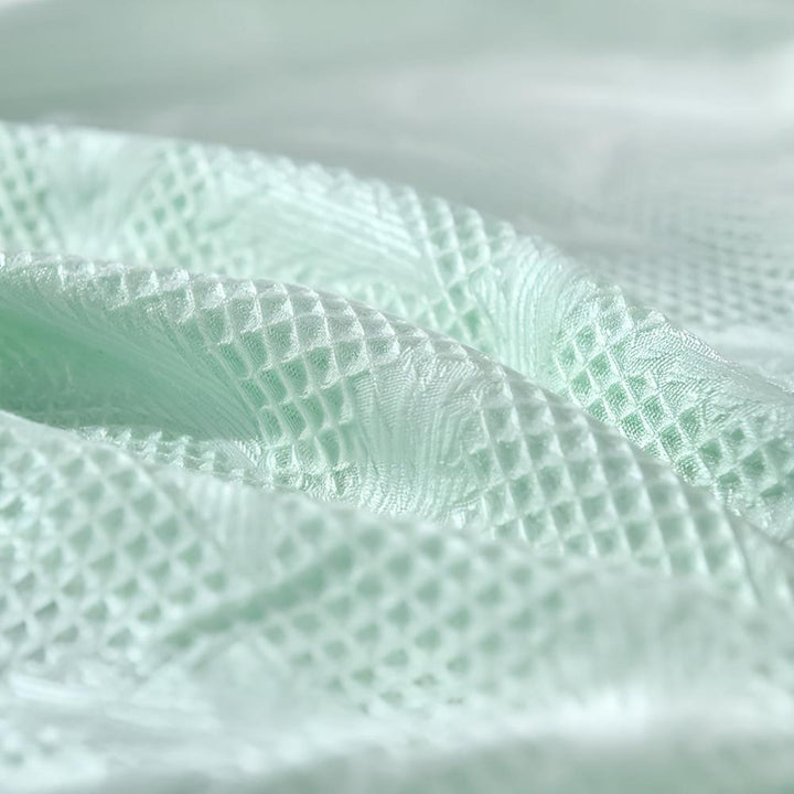 BowLift | Summer Breeze Cooling Blanket