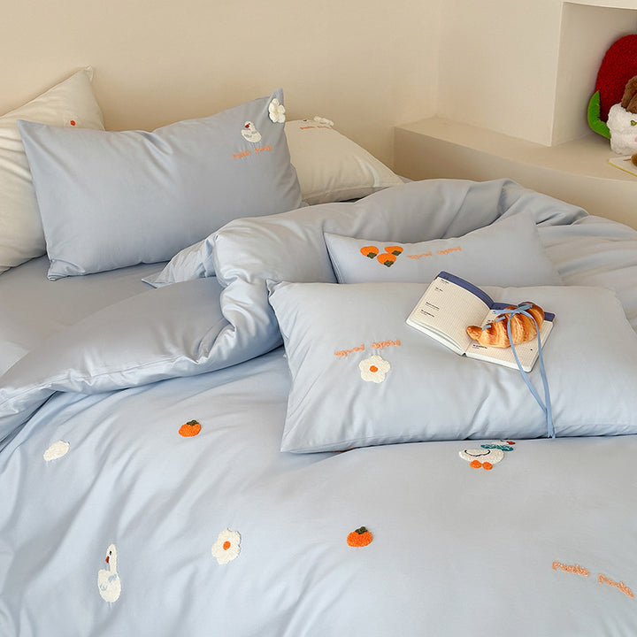 Cartoon bedding made from long-staple cotton