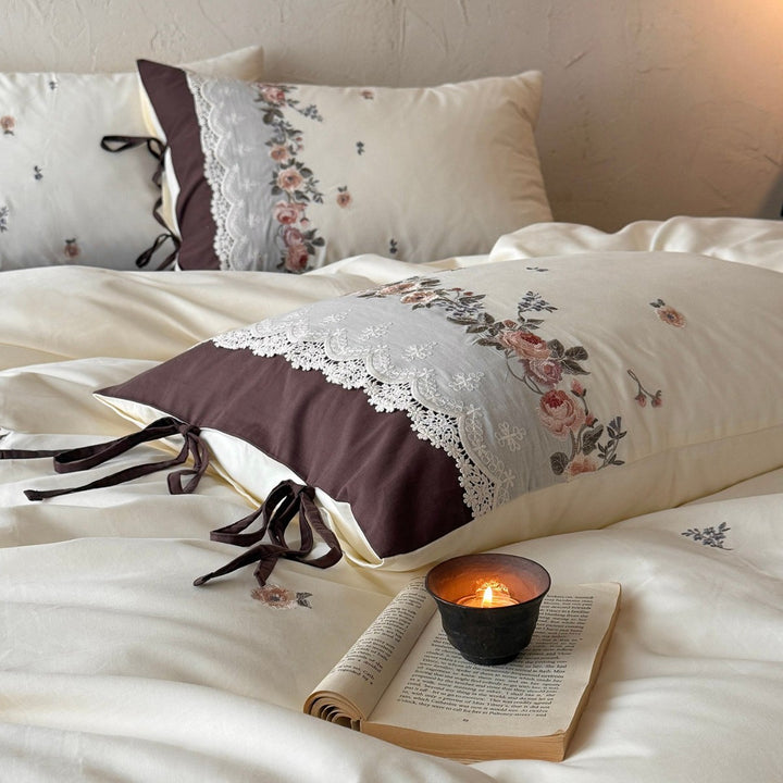 Cotton bedding set, 4 pieces, floral pattern, flocked