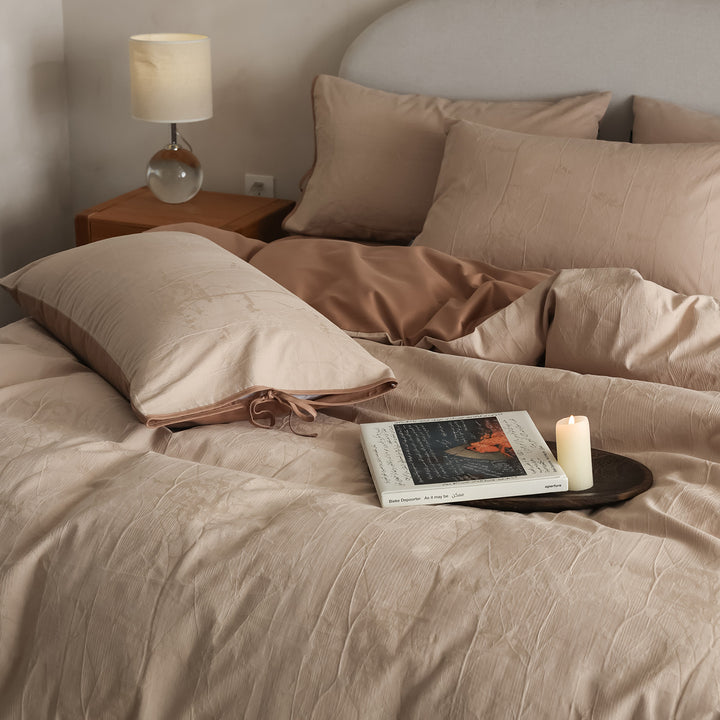 Bedding set made of long-staple cashmere with floral pattern
