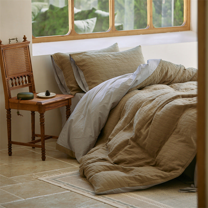 Bedding set made of three-layer cotton muslin