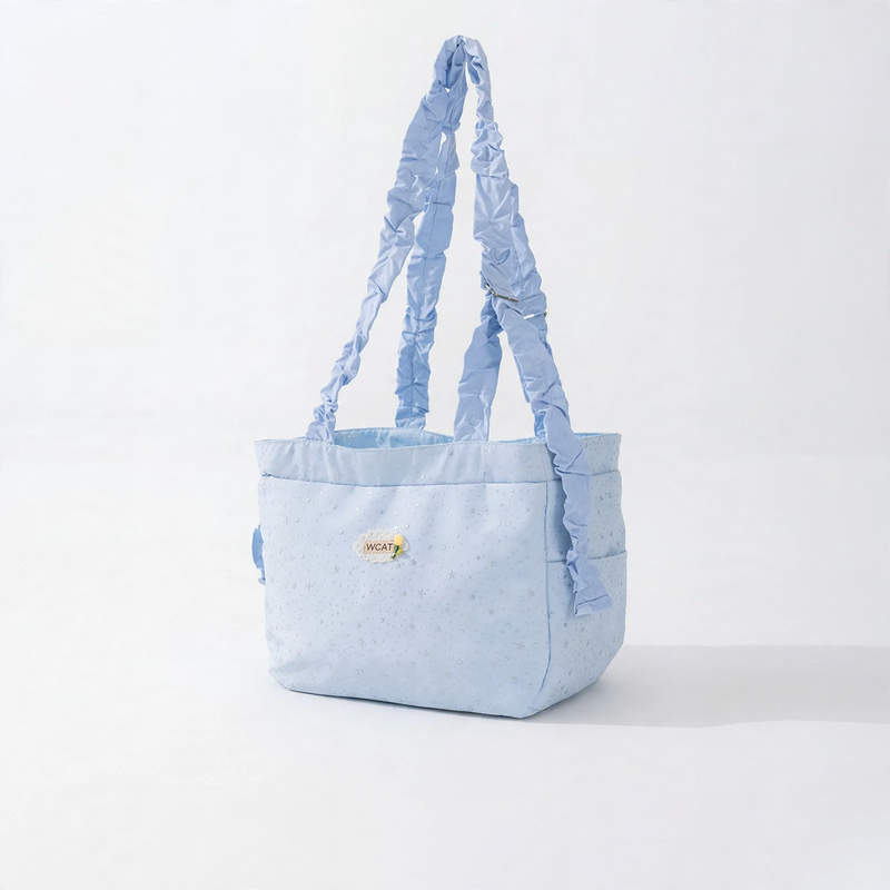 Lightweight pet carrier for spring and summer