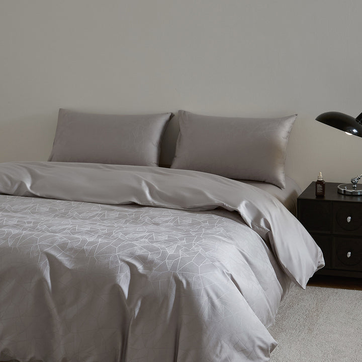 Cotton bedding set, 100 thread count, long staple cotton