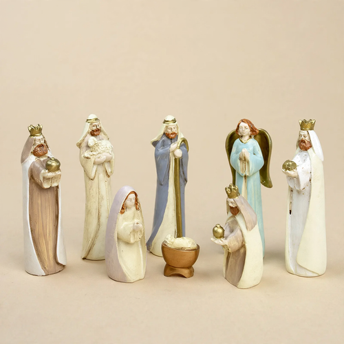 Crib decoration set made of resin