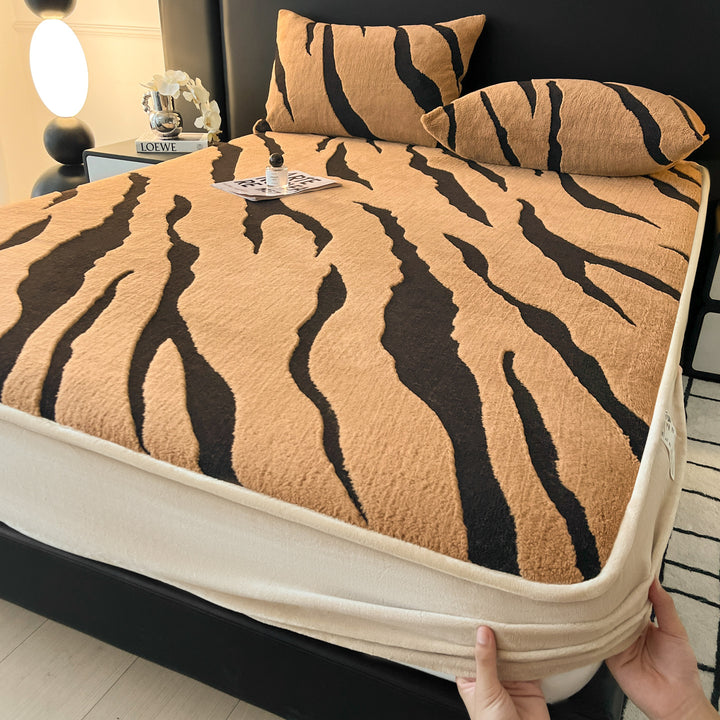 Milk fiber fitted sheet, waterproof, padded