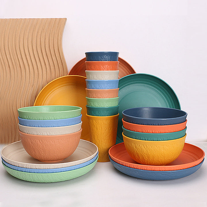 Ceramic dinnerware set, floral pattern, vintage style