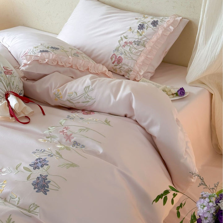 French cotton bedding set with embroidery and lace