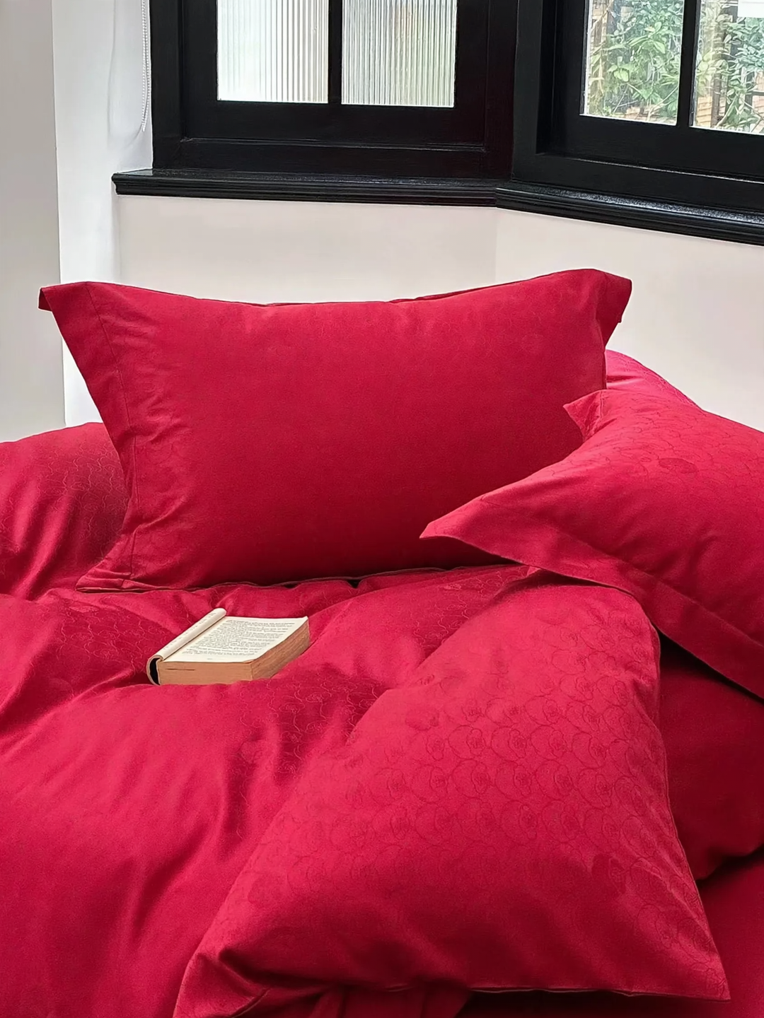 Wedding bedding set, 4-piece, long-staple cotton
