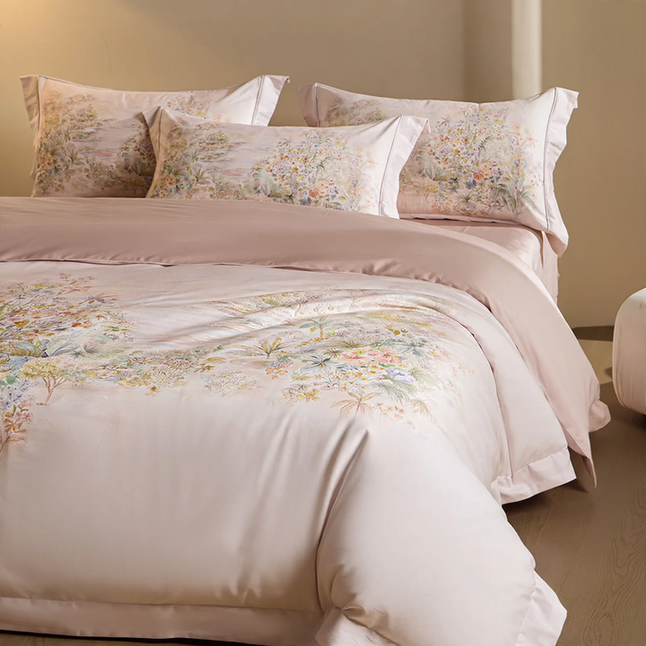 Cotton bedding set with floral pattern