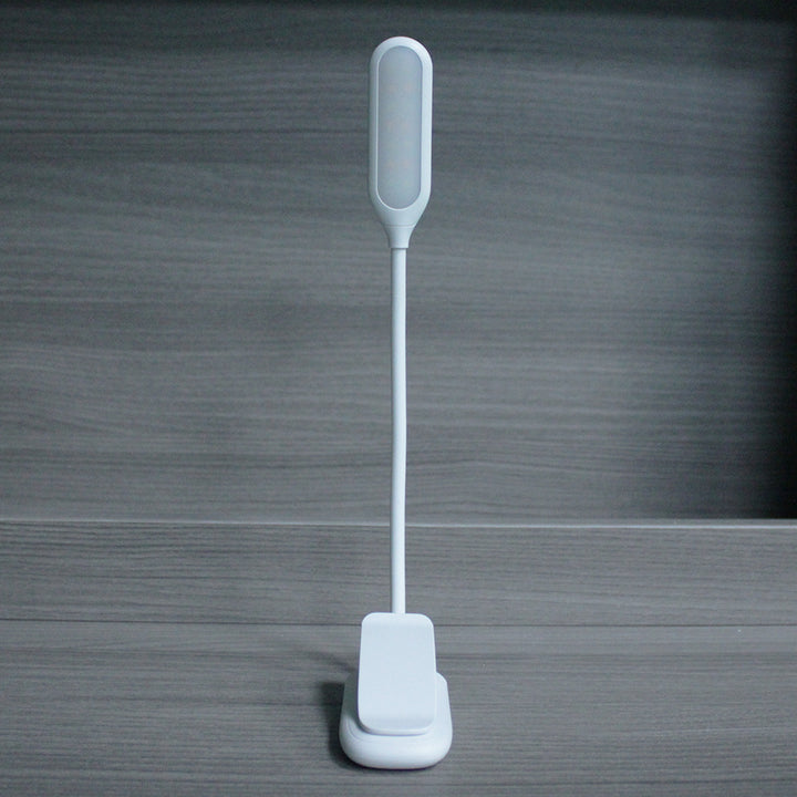 Compact LED clamp light with battery