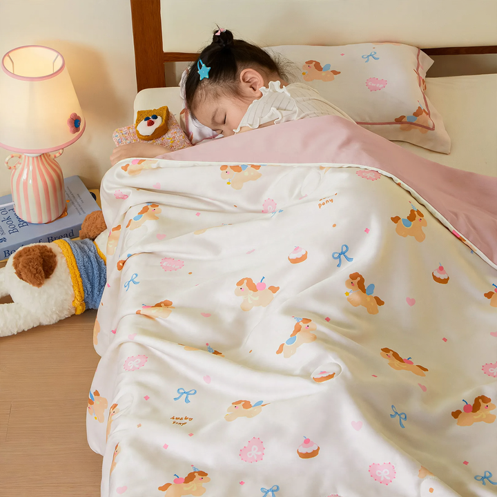 Summer blanket made of Lyocell, light and cooling