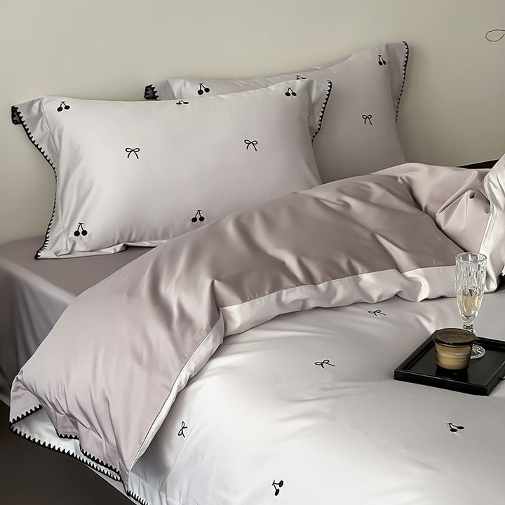 Australian cotton bedding, satin binding