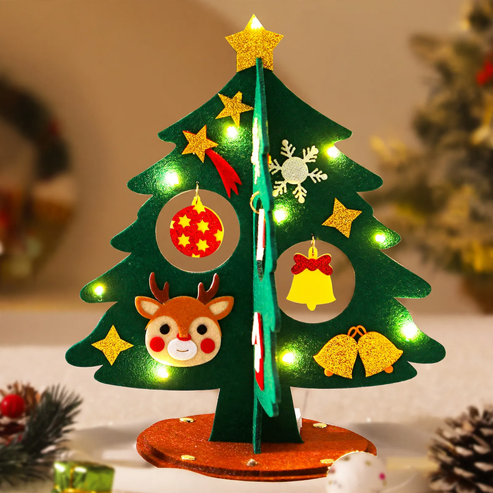 DIY Christmas tree made of fabric for crafting