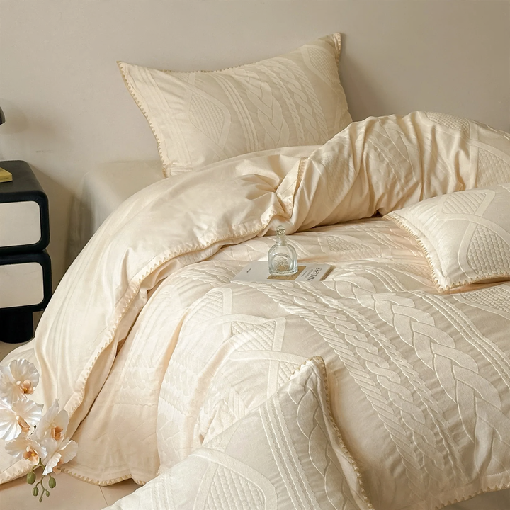 Elegant bedding set with relief pattern