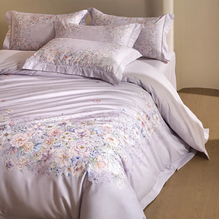Cotton bedding set with floral pattern