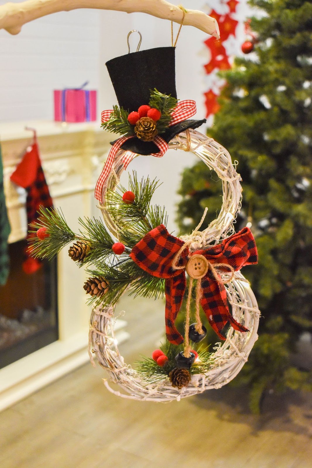 Decorative Christmas wreath made of rattan