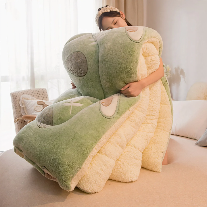 Winter duvet with polyester filling