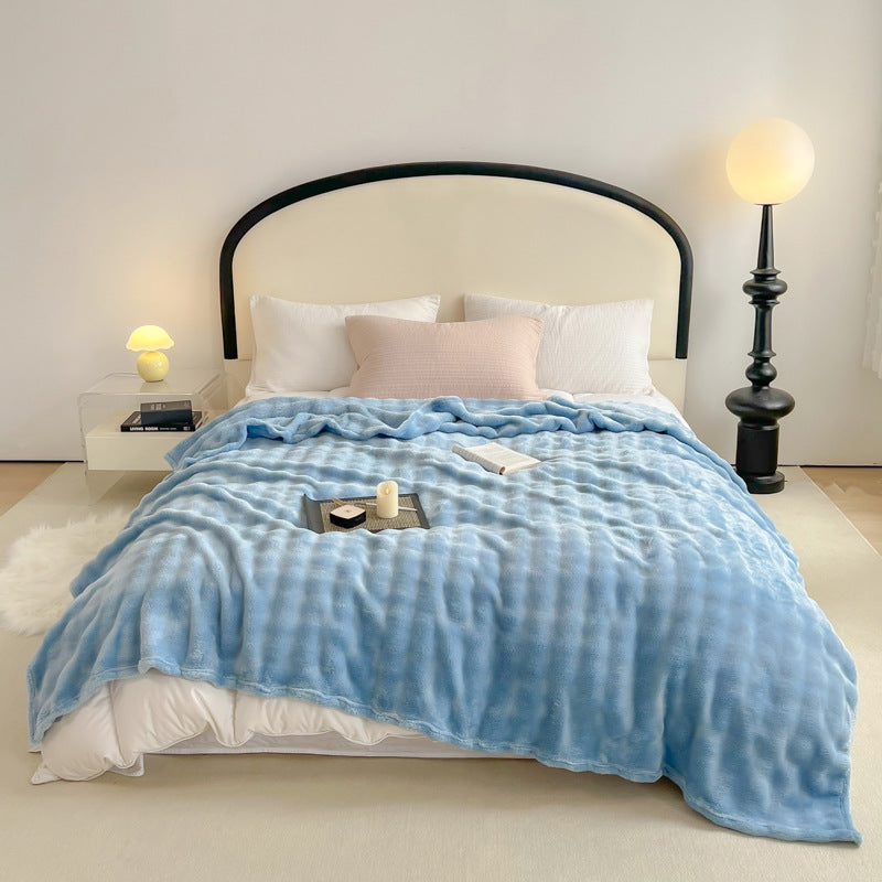 High-quality, extra soft rabbit fur look throw blanket