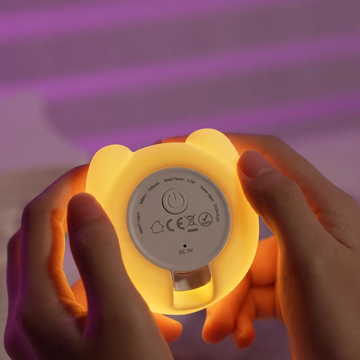 Mini night light with capybara motif