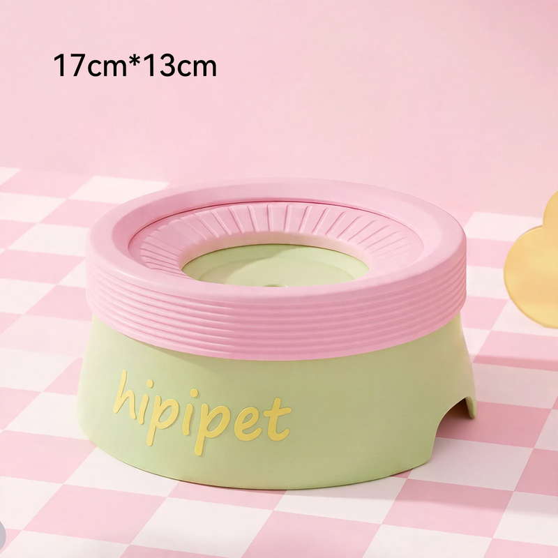 Floating drinking bowl for dogs and cats