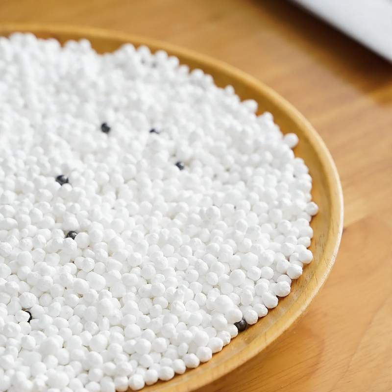 Dehumidifier box against moisture