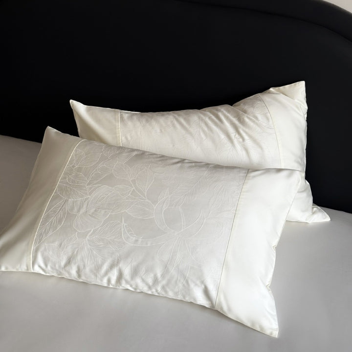 Jacquard cushion cover made of 100S long-staple cotton