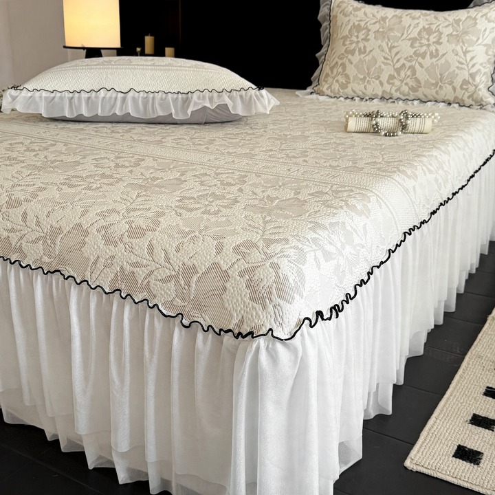 Princess-style cooling mat, foldable