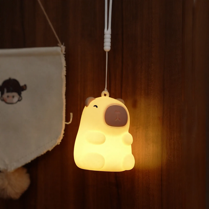 Mini night light with capybara motif