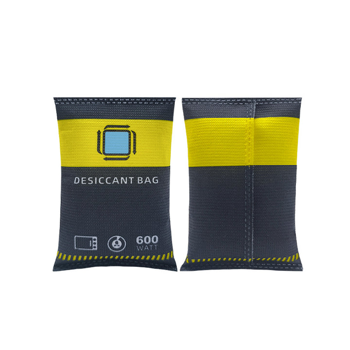 Color-changing dehumidifier bag with silica gel