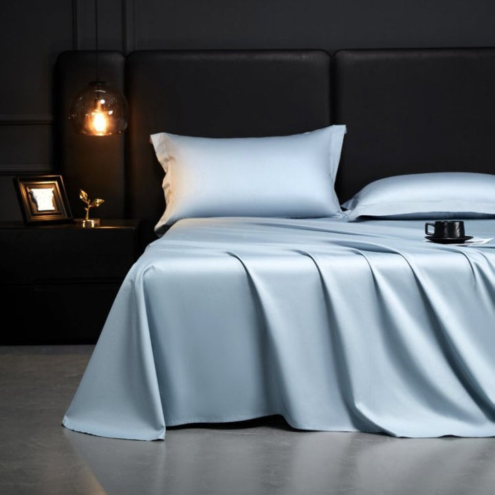 Bed sheet made of long-staple cotton, satin