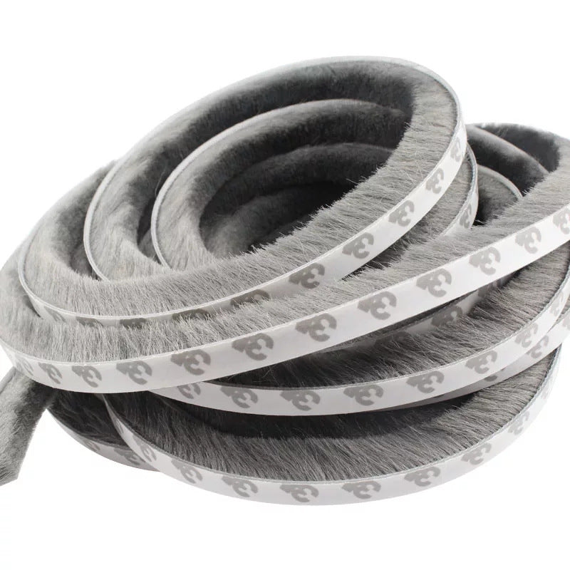 Brush seal for doors, 1 meter