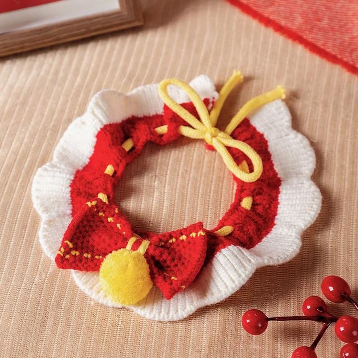 Wool collar for pets, knitted design