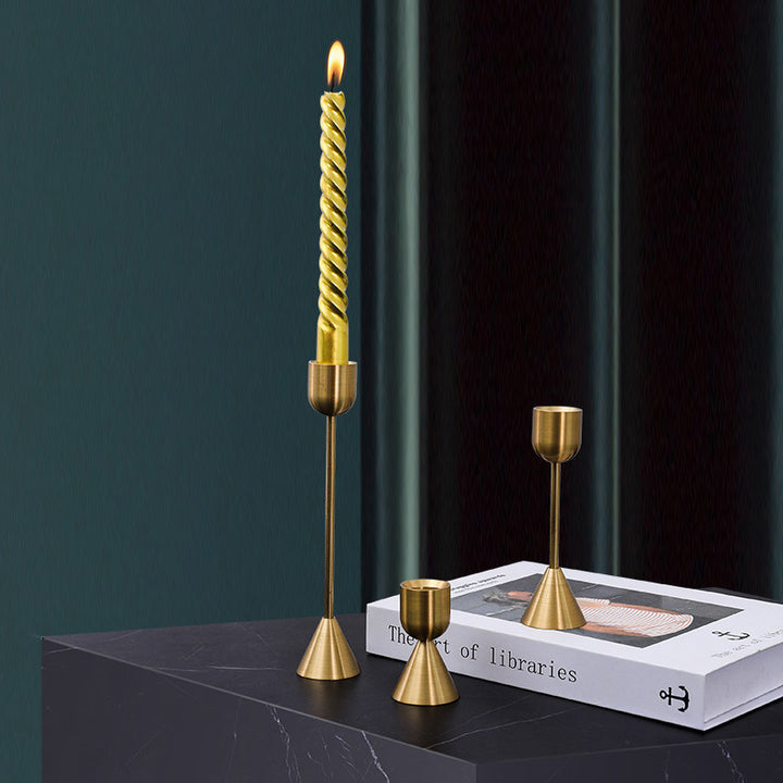 Modern candle holder made of aluminum, various styles