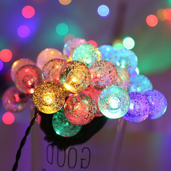 LED string lights with bubble ball design