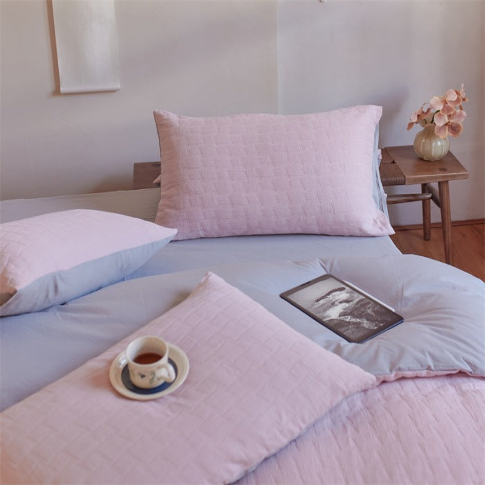 Bedding set made of three-layer cotton muslin