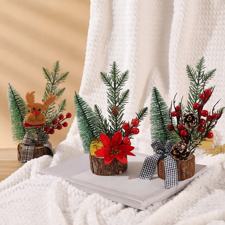Mini Christmas tree for table decoration, 23 cm