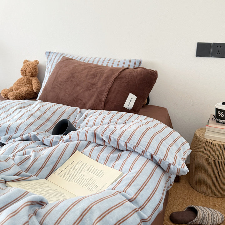 Striped milk fiber fleece bedding set, warming