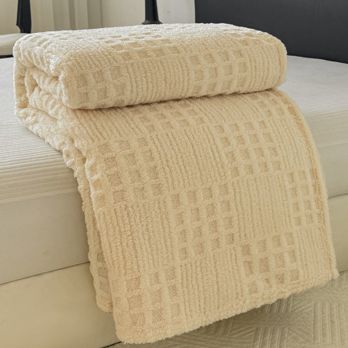 Fluffy coral fleece blanket for relaxing breaks