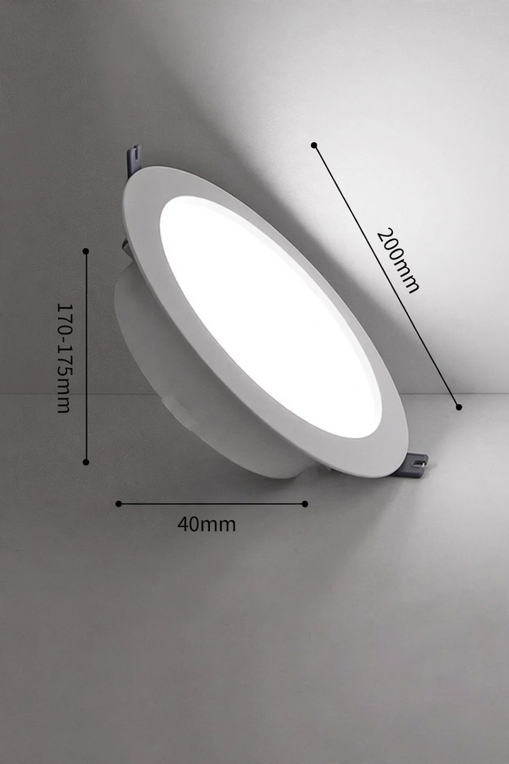 LED recessed lamp made of plastic