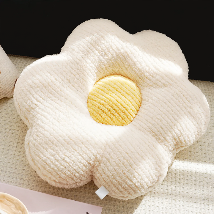 Decorative cushions with pattern, cotton