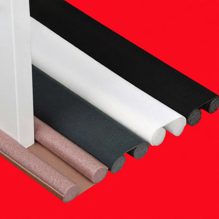 Door bottom seal for sound insulation